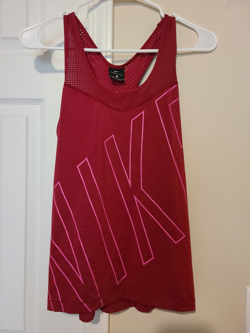 Nike Pro Hypercool Tank Top Medium